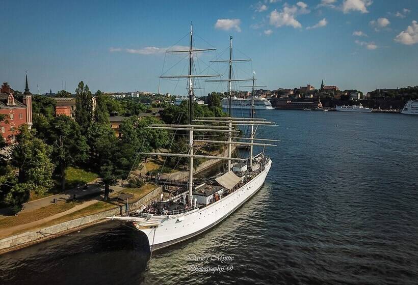 هاستل Stf Af Chapman & Skeppsholmen