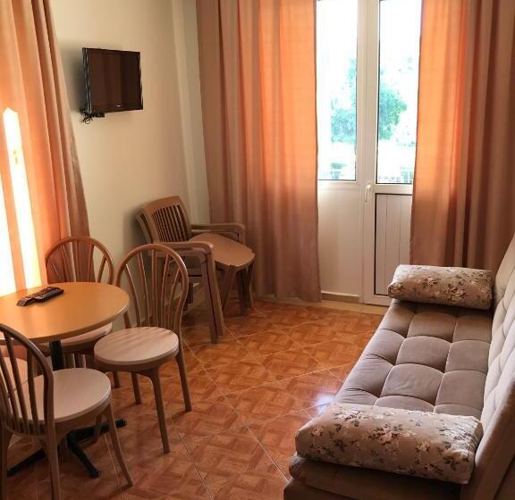 Blue Yacht Marina Apart