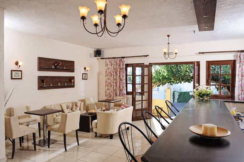 Cleopatra Apartments