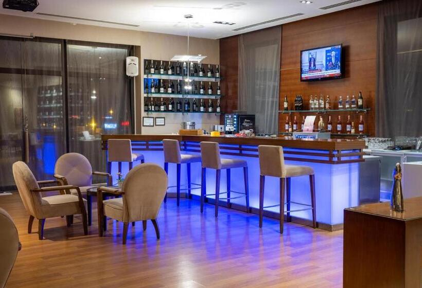 هتل Anemon Grand Eskisehir