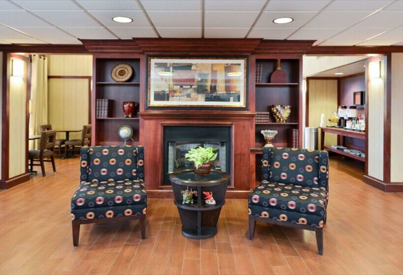 בית מלון כפרי Hampton Inn & Suites Richmond, In