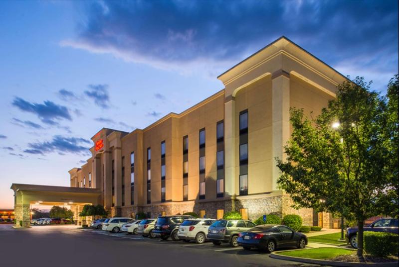בית מלון כפרי Hampton Inn & Suites Richmond, In