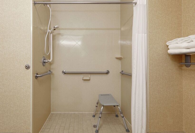 בית מלון כפרי Hampton Inn & Suites Southern Pines Pinehurst
