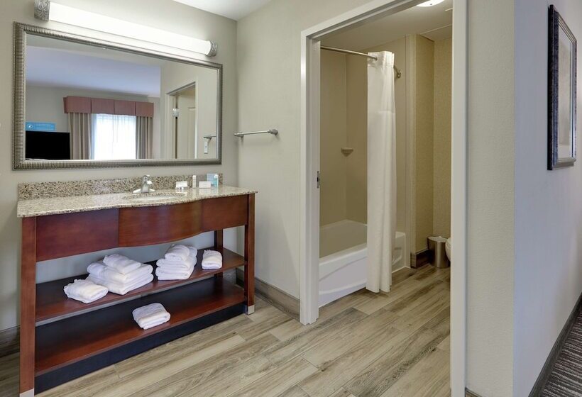 בית מלון כפרי Hampton Inn & Suites Southern Pines Pinehurst