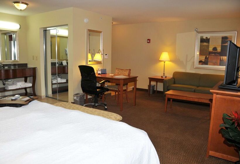 فندق Hampton Inn Clinton