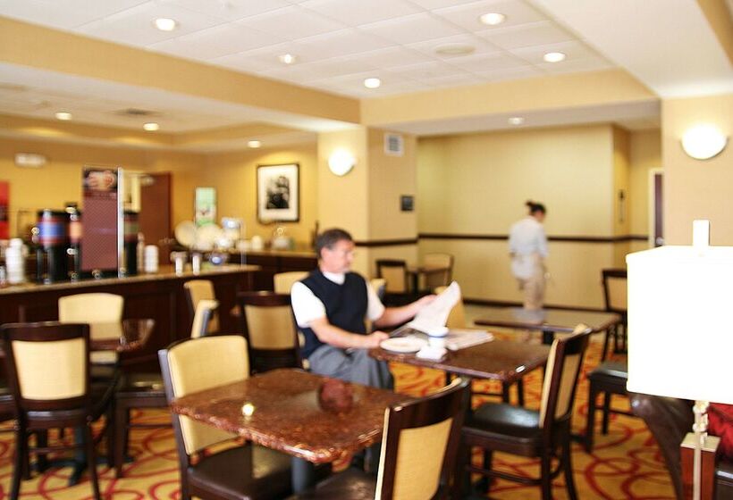 בית מלון כפרי Hampton Inn Dade City Zephyrhills