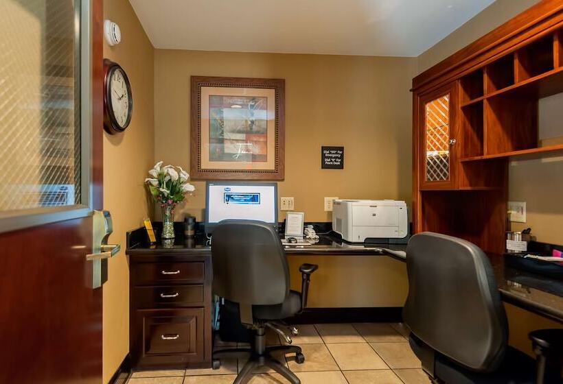 فندق Hampton Inn East Windsor