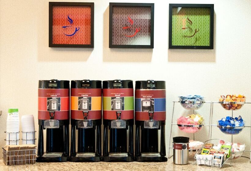 فندق Hampton Inn East Windsor