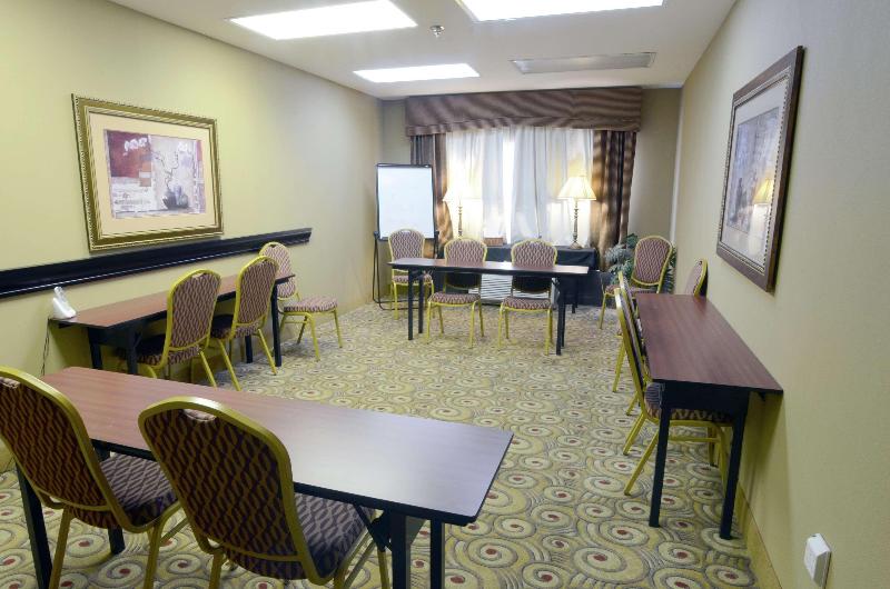 هتل Hampton Inn Vidalia