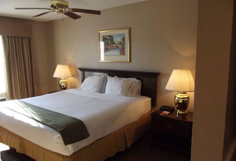 Отель Holiday Inn Express & Suites Wallacehwy 41, An Ihg