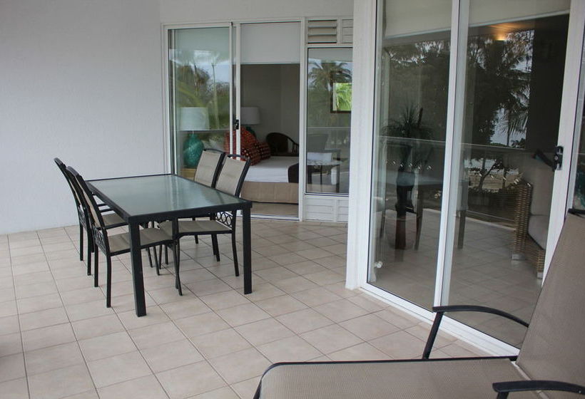 هتل Beaches Holiday Apartments   Official Onsite Reception & Check In