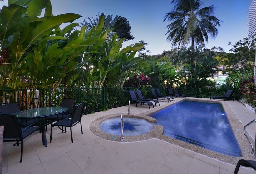 هتل Port Douglas Apartments