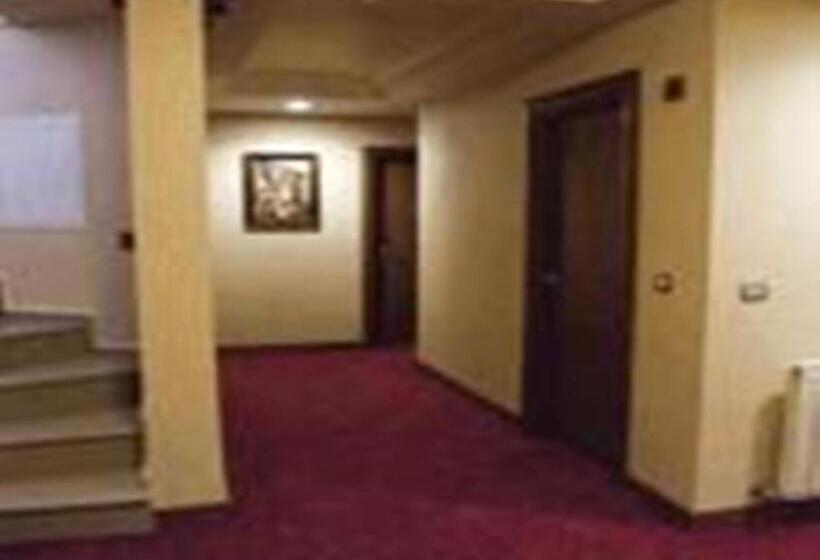 Fotos del hotel Linda:  19