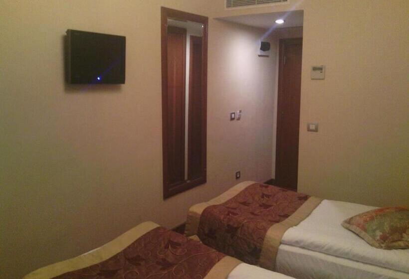 Fotos del hotel Linda:  2