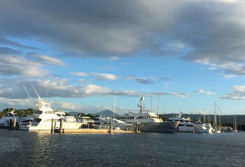 هتل Mowbray By The Sea