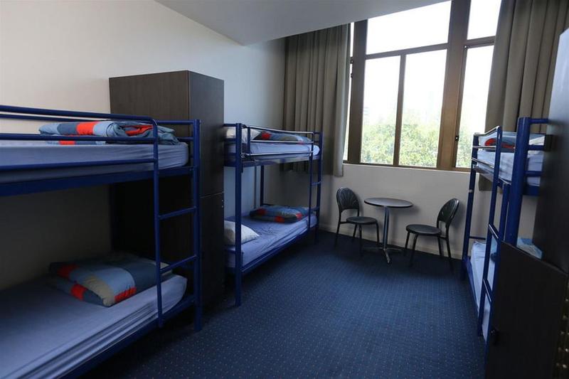 هتل Yha Sydney Central