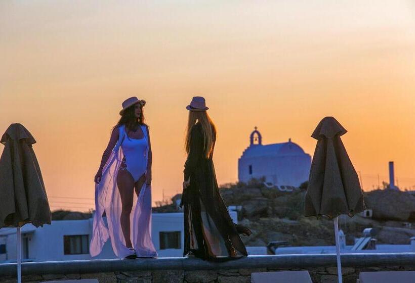 Annamaria Mykonos