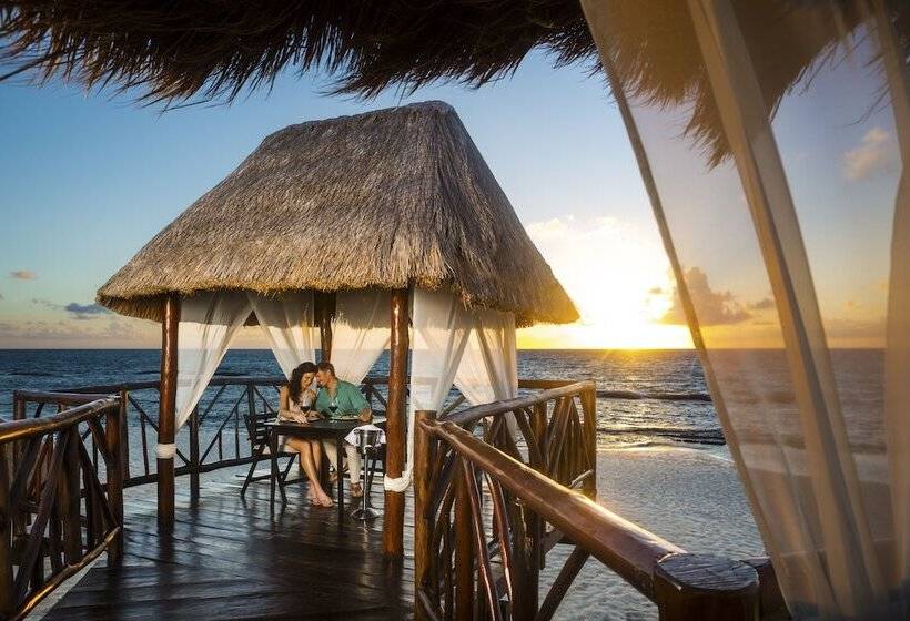 استراحتگاه El Dorado Casitas Royale Catamarán, Cenote & More Inclusive