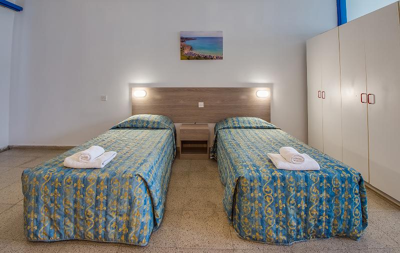 Green Bungalows Hotel Apartments