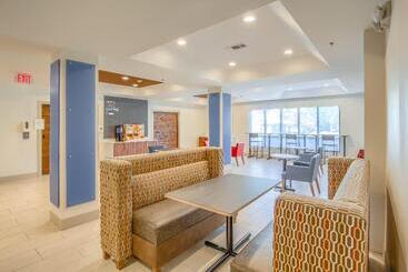 Holiday Inn Express Hotel & Suites Gulf Shores, An Ihg