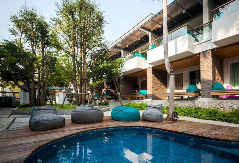 هتل Bannpantai Resort