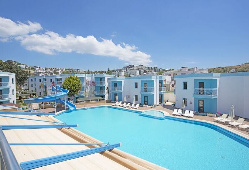 فندق Carina Resort