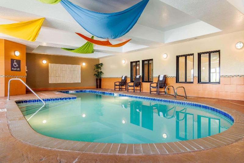 هتل Comfort Inn & Suites Brighton Denver Ne Medical Center
