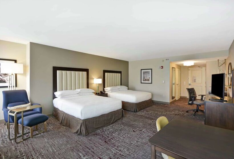 هتل Doubletree By Hilton Chicago Midway Airport