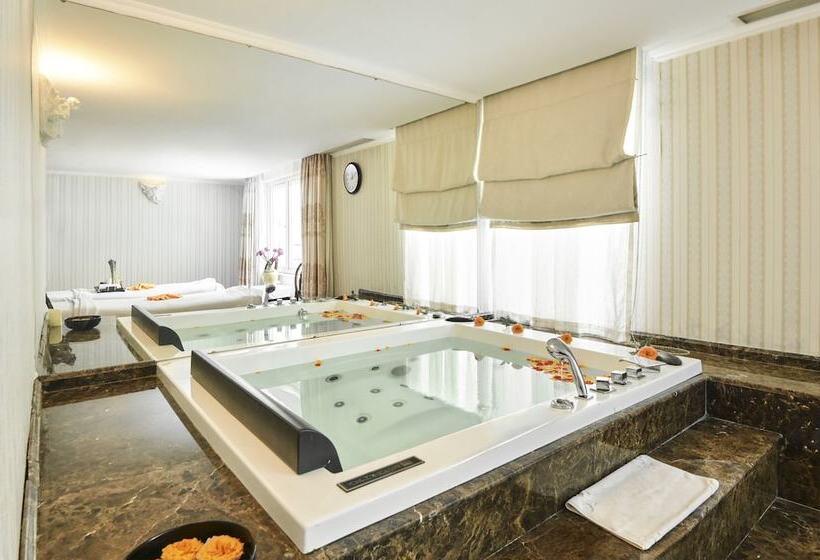 Fotos del hotel Grand  Saigon:  50