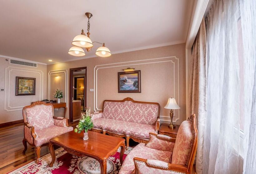 Fotos del hotel Grand  Saigon:  53