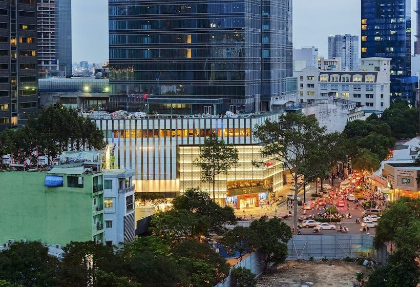 Fotos del hotel Grand  Saigon:  69