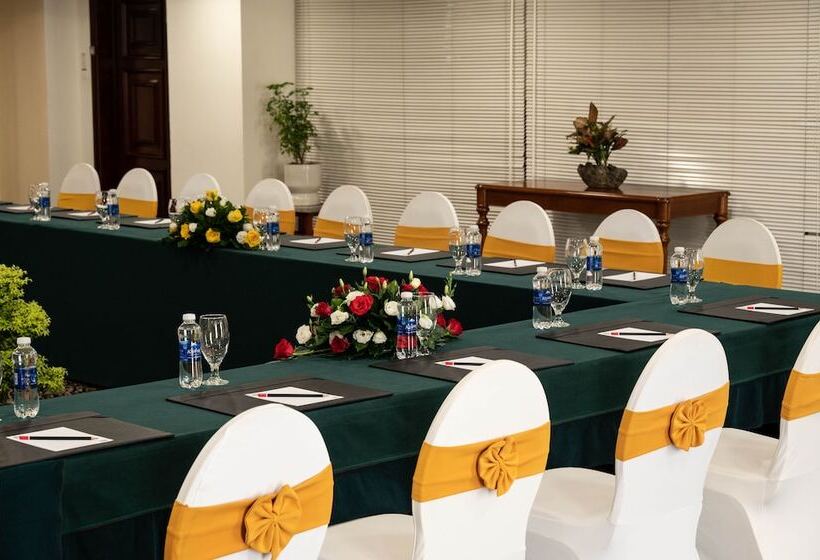 Fotos del hotel Grand  Saigon:  48