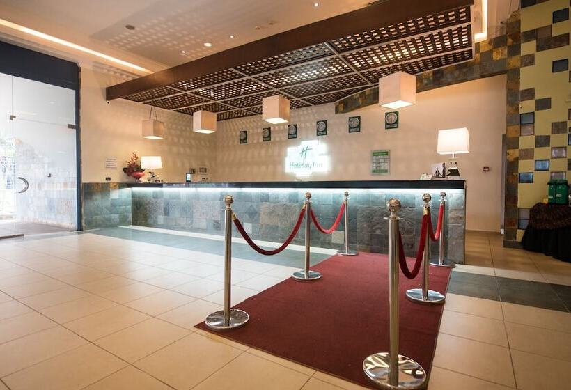 هتل Holiday Inn Accra Airport By Ihg