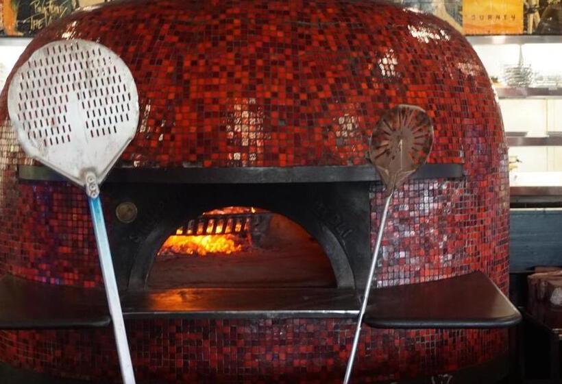 בית מלון כפרי Holiday Inn Carbondale   Conference Center, An Ihg