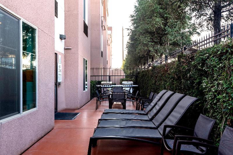 هتل Holiday Inn Express & Suites Lathrop, An Ihg