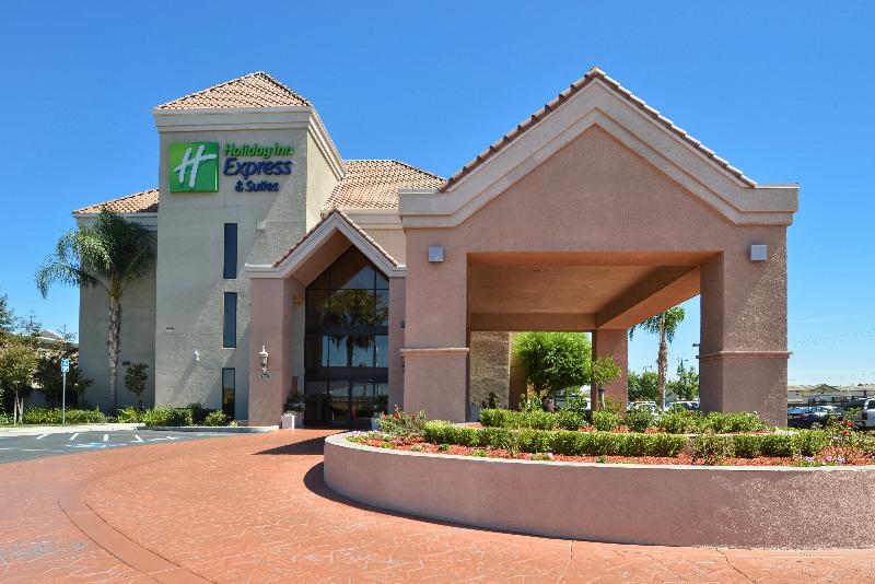 هتل Holiday Inn Express & Suites Lathrop, An Ihg
