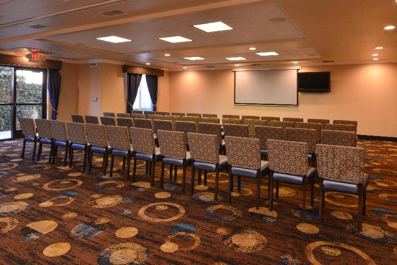 هتل Holiday Inn Express & Suites Lathrop, An Ihg