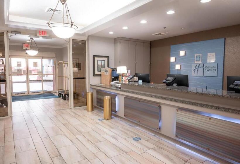 هتل Holiday Inn Express & Suites   Tuscaloosa University, An Ihg