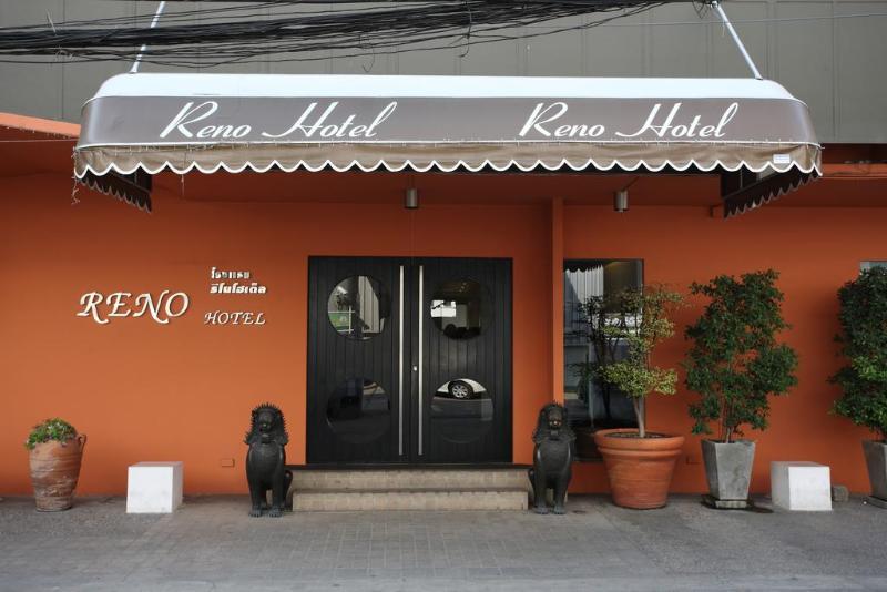هتل Reno