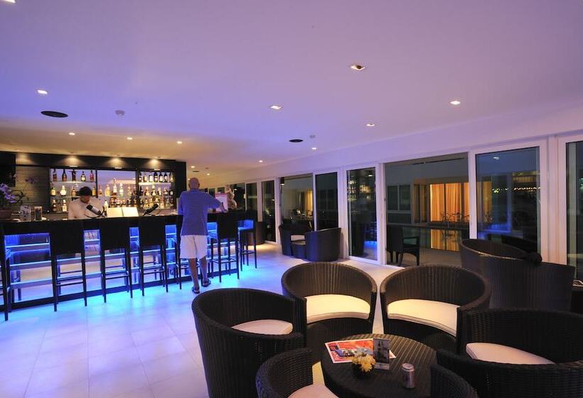 هتل The Palms, Kamala Beach   Sha Extra Plus