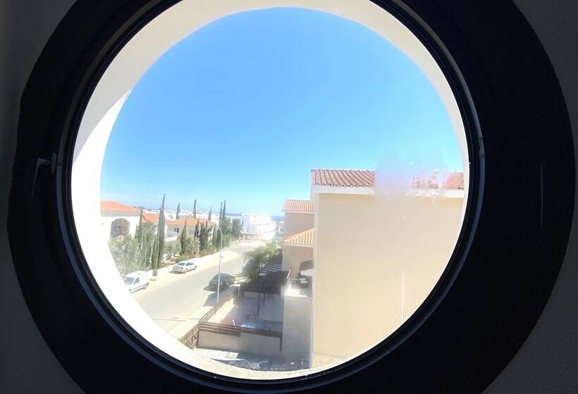 Kyklades Resort & Spa