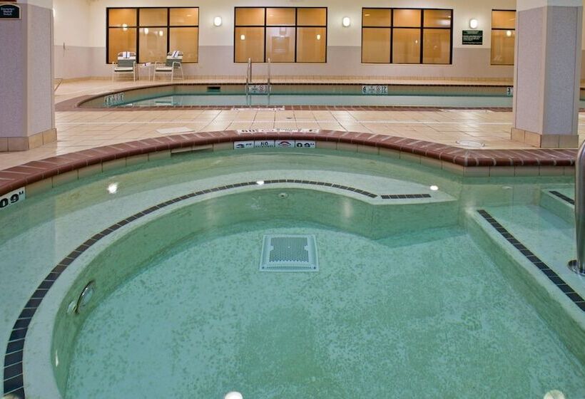 Holiday Inn Express Hotel And Suites Valparaiso, An Ihg