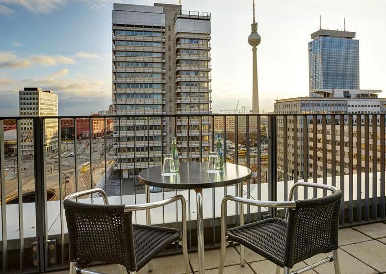 Fotos del hotel Premier Inn Berlin Alexanderplatz:  4