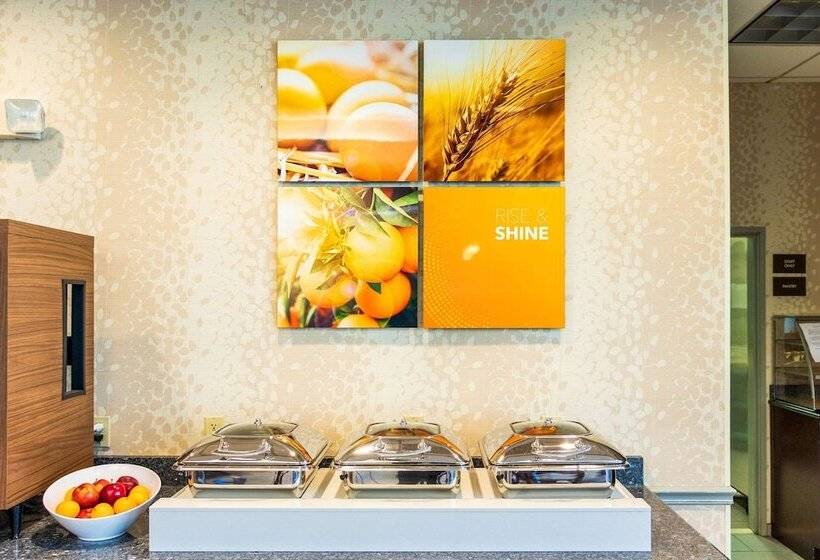 호텔 Comfort Inn & Suites Plainvillefoxboro