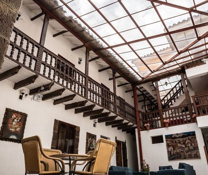 هتل Cusco Plaza Saphi