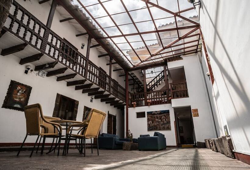 هتل Cusco Plaza Saphi