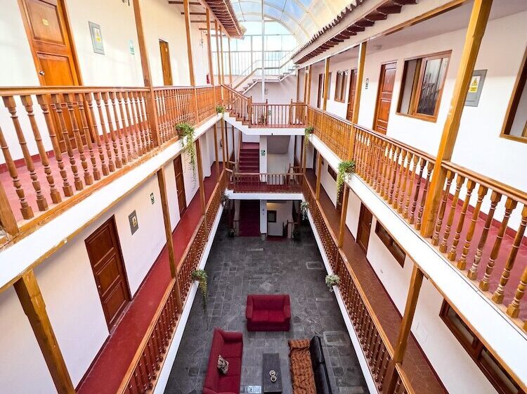 هتل Cusco Plaza Saphi