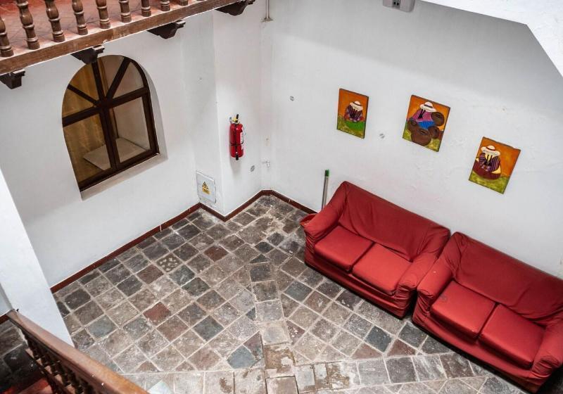 هتل Cusco Plaza Saphi
