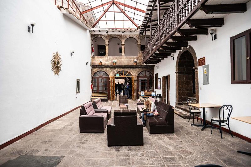 هتل Cusco Plaza Saphi
