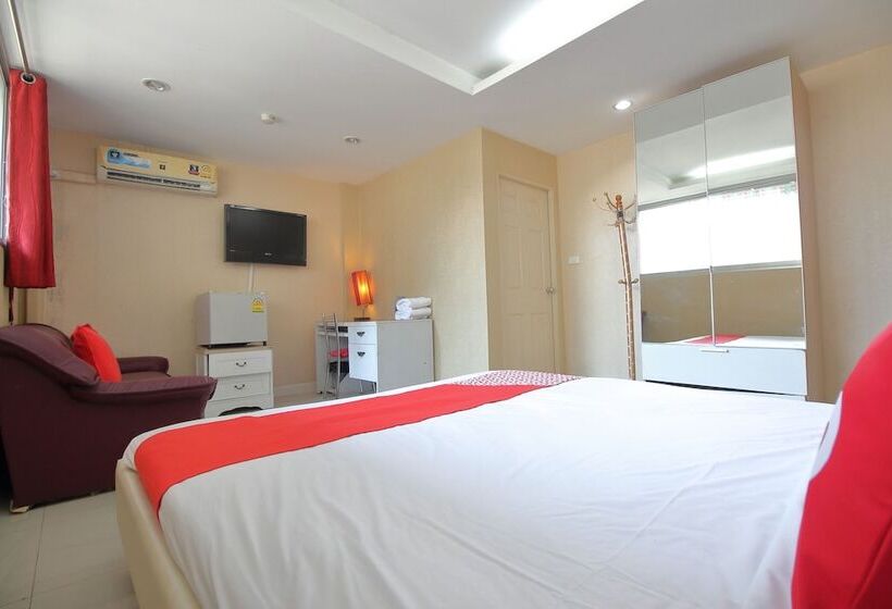 هتل Diamond Residence Silom
